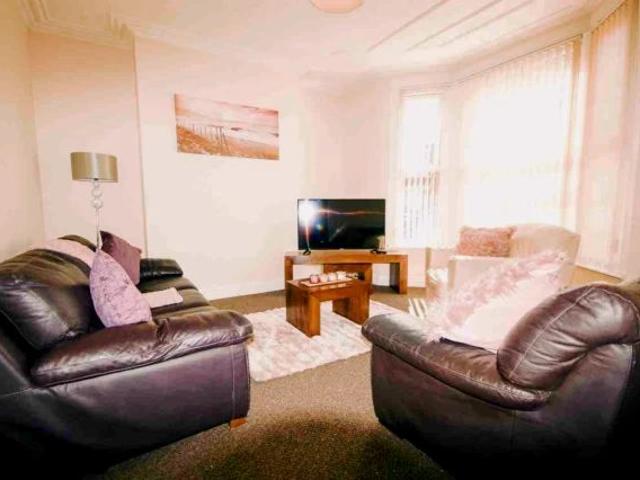 Apartment for rent in Fairfield, Calderstones