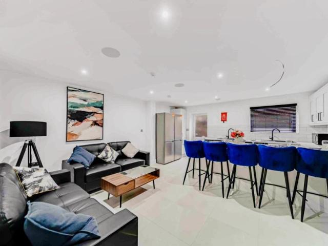 Apartment for rent in Calderstones