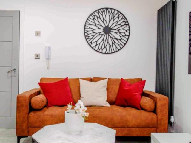 Apartment for rent in Calderstones