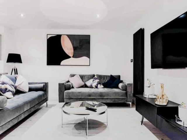 Apartment for rent in Calderstones