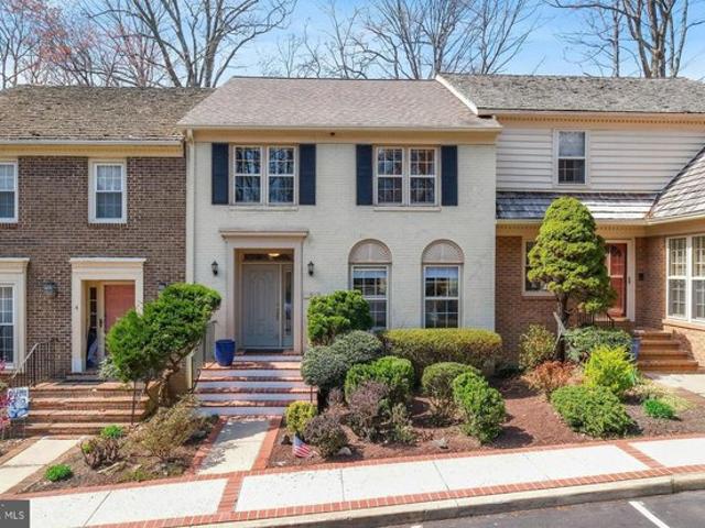 Townhouse for sale in Potomac, Maryland