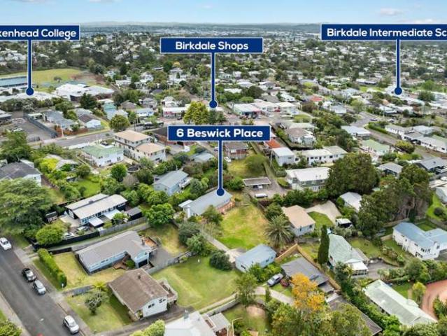 House for sale in Wairau Valley