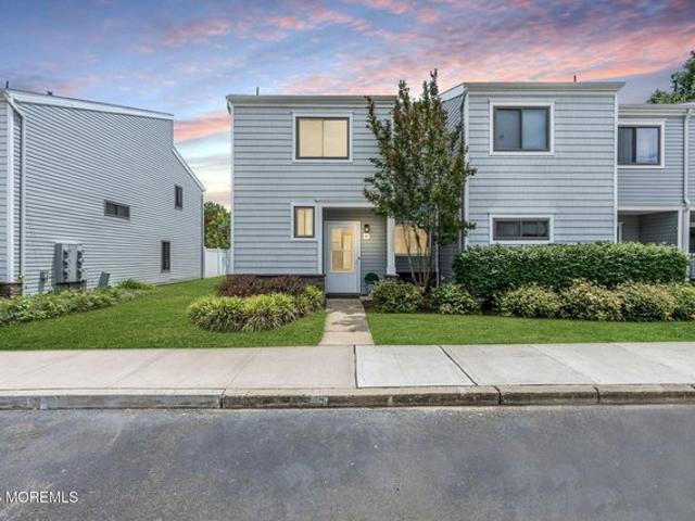 Townhouse for sale in Monmouth, New Jersey