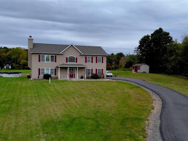 House for sale in Howells, Town of Mount Hope