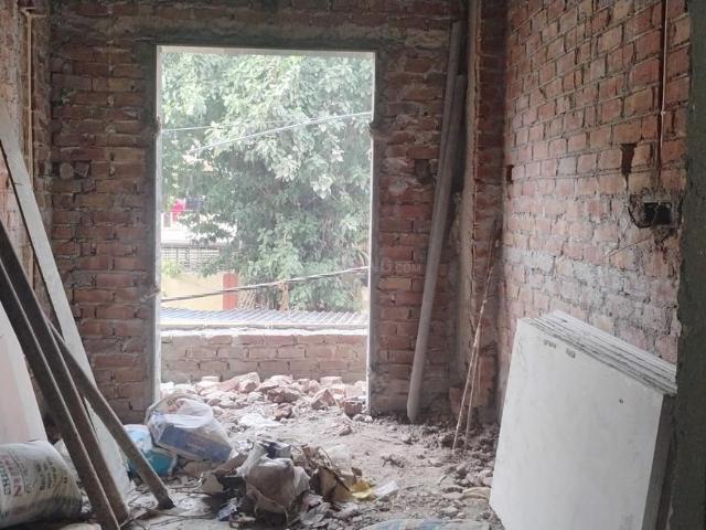 Duplex for sale in North Delhi, Deri