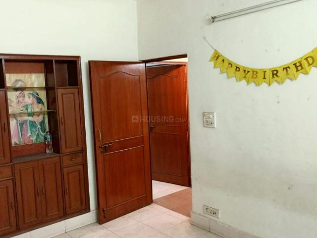 Duplex for rent in Deri