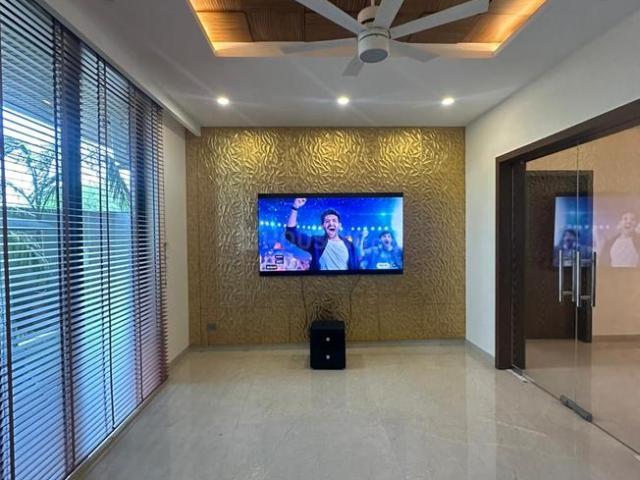 Flat for sale in South Delhi, Delhi