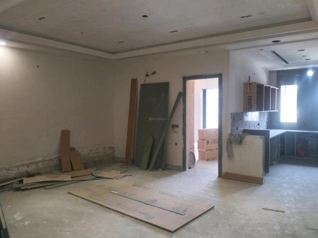 Flat for sale in North Delhi, Deri