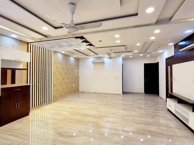 Flat for sale in North West Delhi, Deri