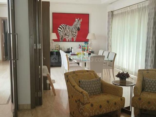 Flat for rent in Deri