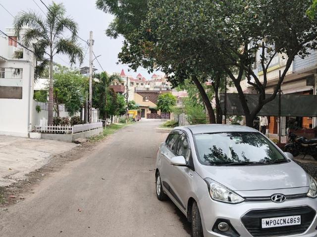 House for sale in Madya