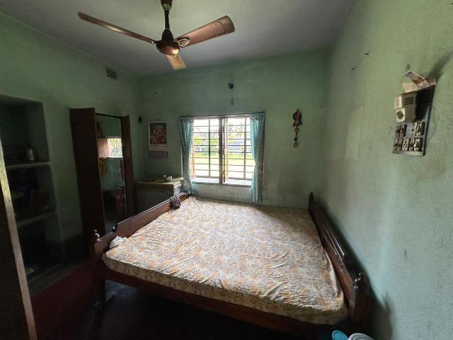 House for sale in North 24 Parganas, Baranagar