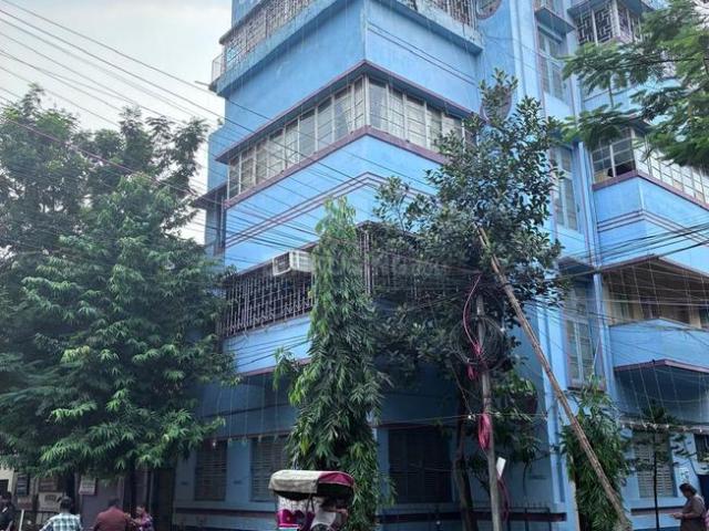 House for sale in Beniapukur, Kolkata