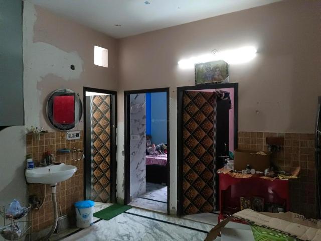House for sale in North West Delhi, Deri