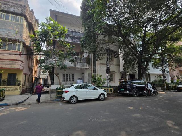 House for sale in Dhakuria, Kolkata