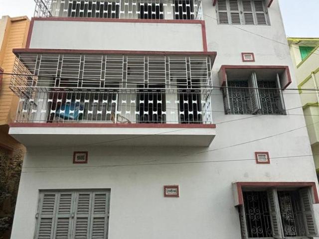 House for sale in Calcutta, West Bengal