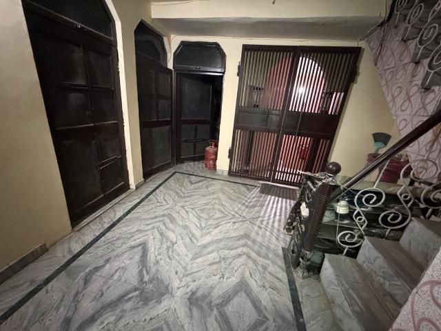House for sale in Hariana