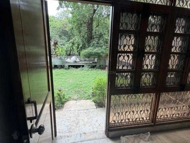 House for rent in Deri