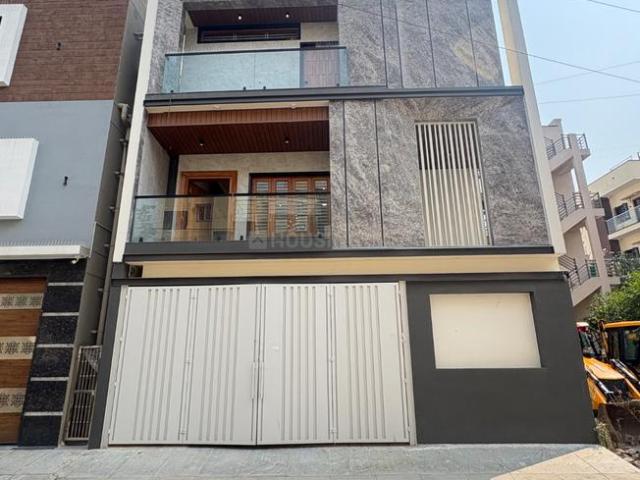 House for sale in Bangalore South, Cox Town - Bangalore