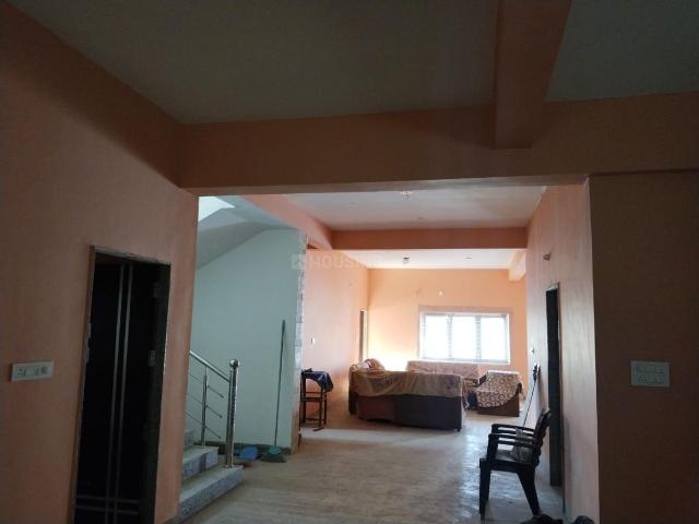 House for sale in Madya