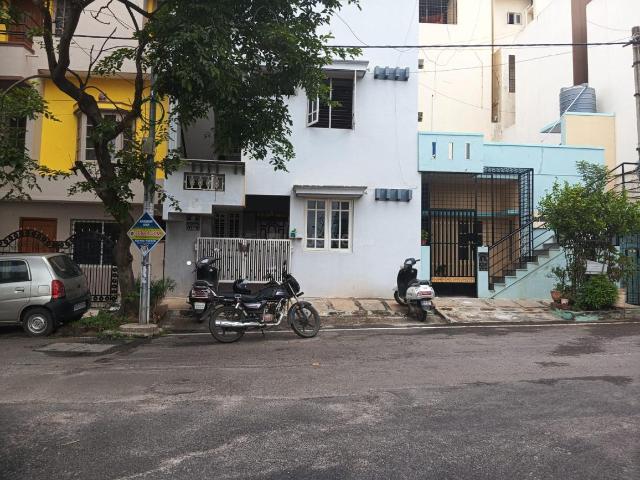 House for sale in Bangalore North, Cox Town - Bangalore