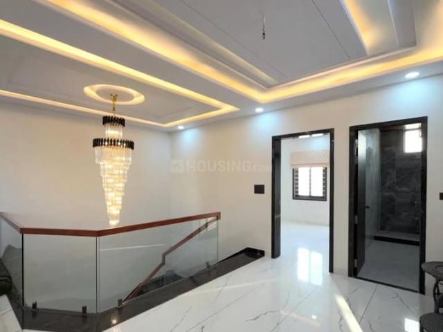 House for sale in Hariana