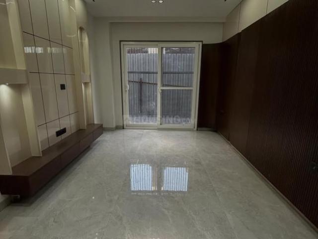 House for sale in Hariana