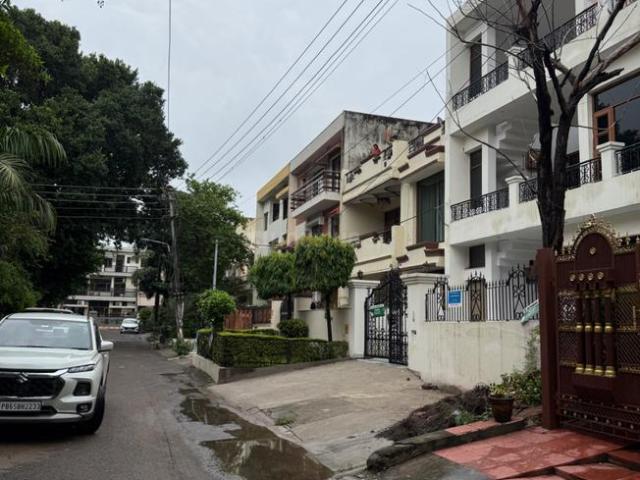 House for sale in Chandigarh, Union Territory Of Chandigarh