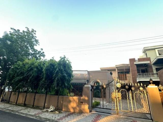 House for sale in Sector 53, Mohali