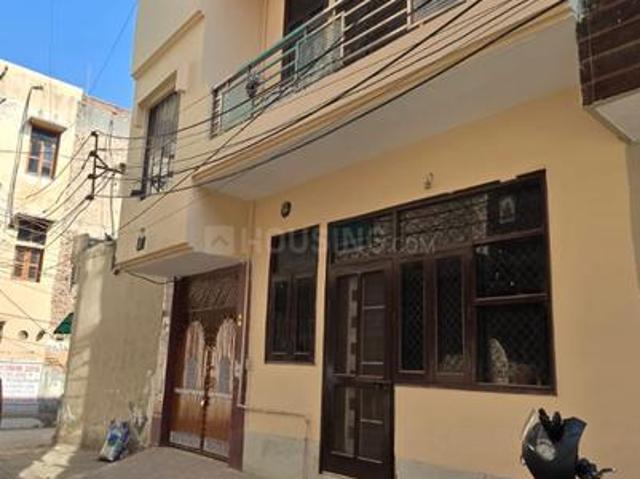 House for sale in Hariana