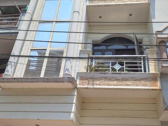 House for sale in Hariana