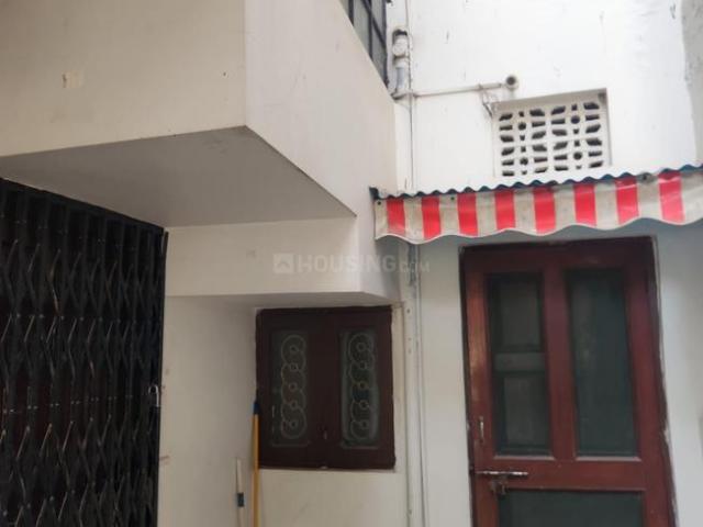 House for sale in Madya
