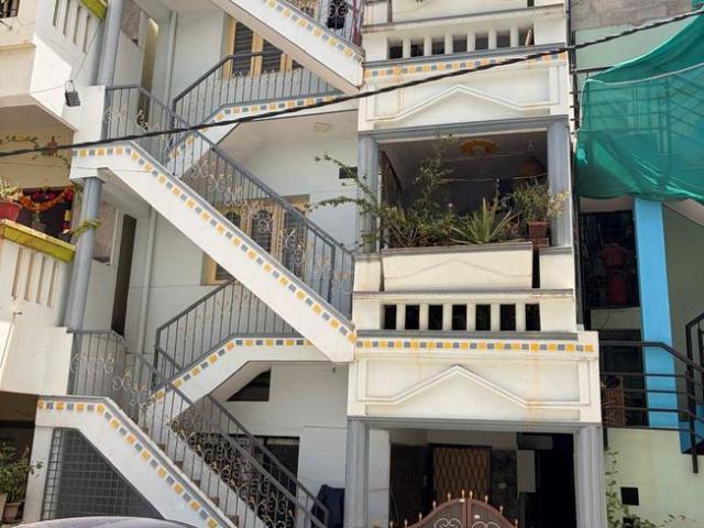 House for sale in Bangalore North, Cox Town - Bangalore