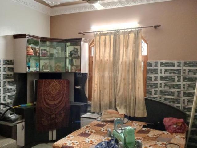 Villa for sale in North Delhi, Deri