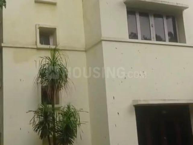 Villa for sale in East Delhi, Deri