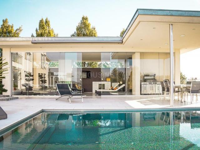 Villa for sale in Gujarat