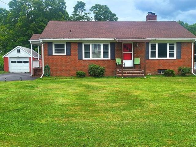 House for sale in Poughkeepsie, New York