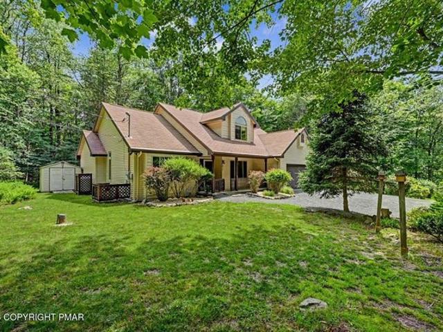 House for sale in Newfoundland, Pennsylvania