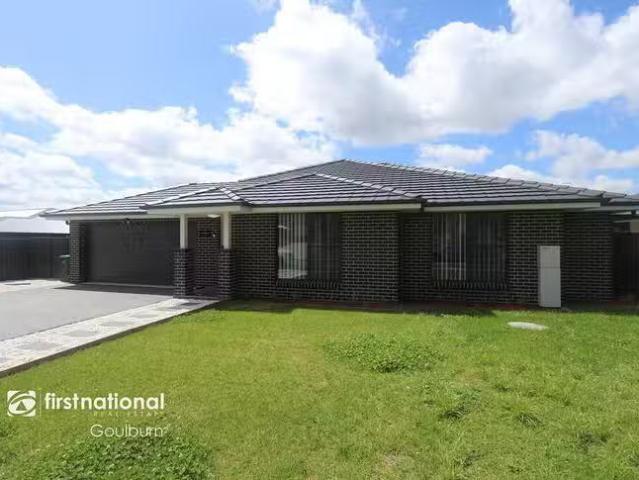 House for rent in Brisbane Grove, New South Wales
