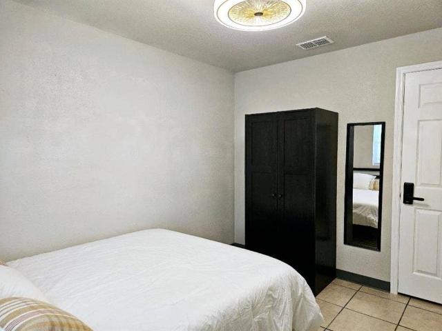 Room for rent in Orlando, Florida