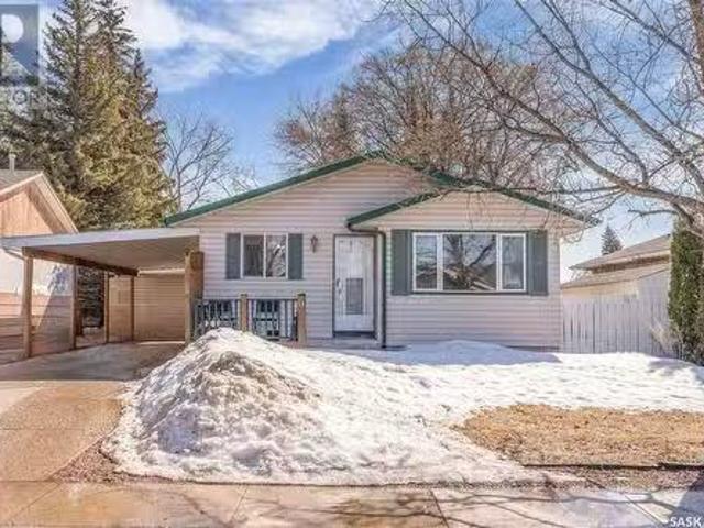 House for sale in Saskatoon, Saskatchewan
