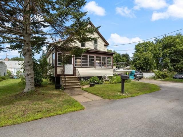 House for sale in New Hampshire