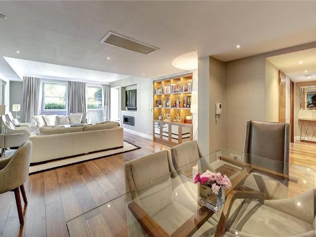 Apartment for rent in Hans Town, Greater London
