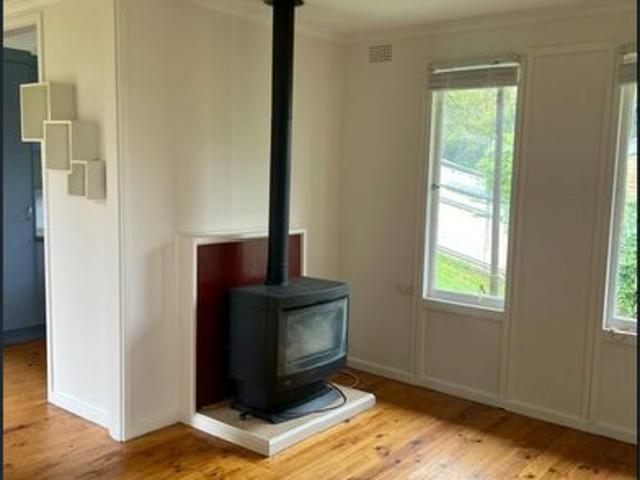 House for rent in Brisbane Grove, New South Wales