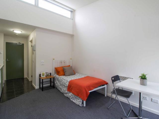 Apartment for rent in Box Hill