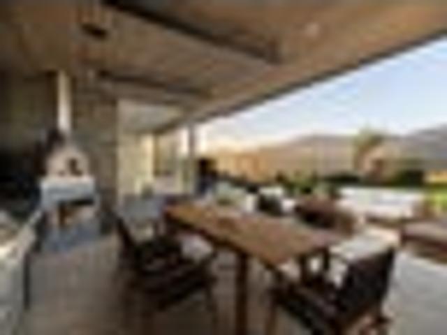 House for sale in Otakou