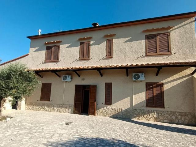 Casa in vendita a Roccastrada, Toscana