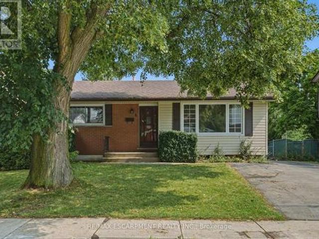 House for sale in Ancaster, Ontario