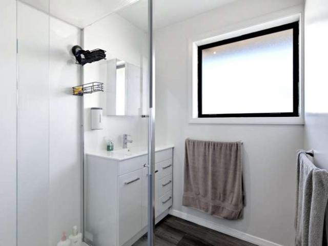 House for sale in Chaslands, Canterbury