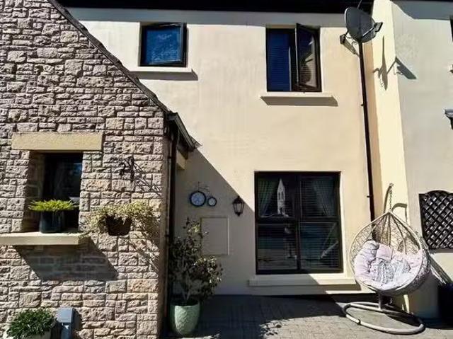 House to rent in Derry